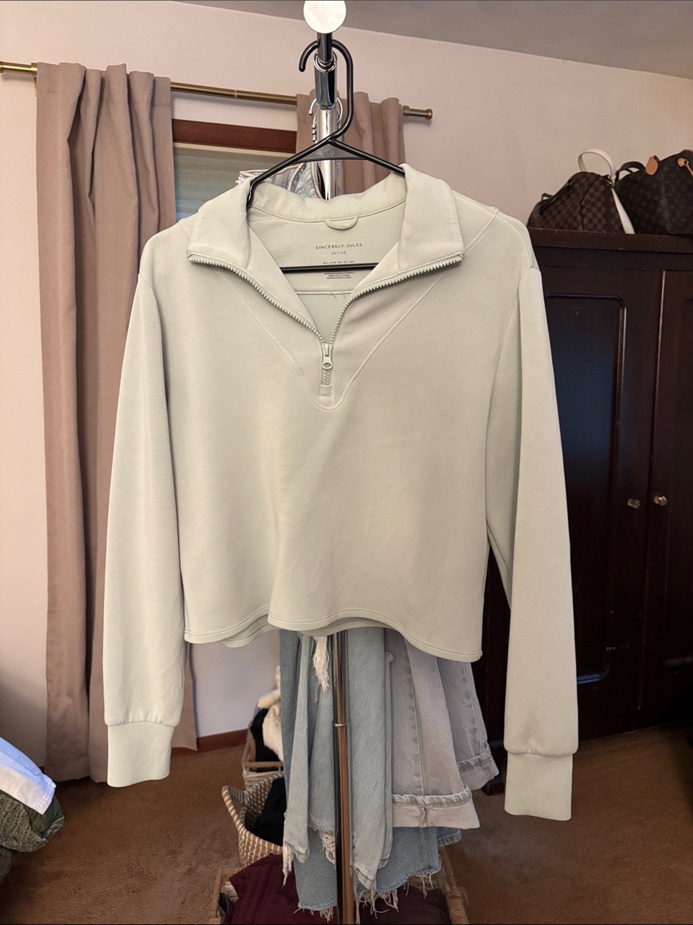 Sincerly Jules Light Sage Half-Zip Cropped Pullover